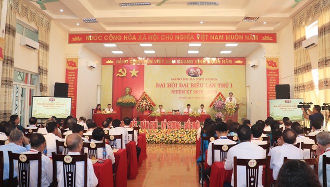Một số hình ảnh tại Đại hội đại biểu Đảng bộ xã Phú Nghĩa lần thứ I, nhiệm kỳ 2025 - 2030- Ảnh 1.