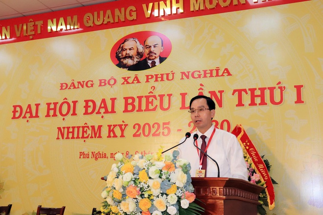 Một số hình ảnh tại Đại hội đại biểu Đảng bộ xã Phú Nghĩa lần thứ I, nhiệm kỳ 2025 - 2030- Ảnh 5.