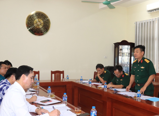 Đảng ủy, UBND xã Phú Nghĩa tiếp và làm việc với Tổ công tác của Ban Chỉ huy phòng thủ khu vực 2- Ảnh 1.