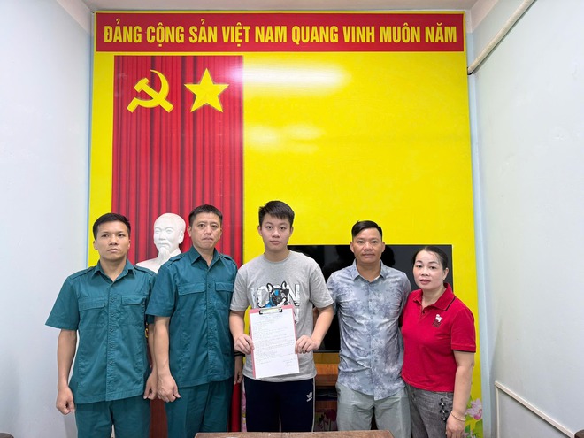 Thanh niên xã Ngọc Hồi tình nguyện nhập ngũ, nguyện cống hiến sức trẻ cho Tổ quốc- Ảnh 3.