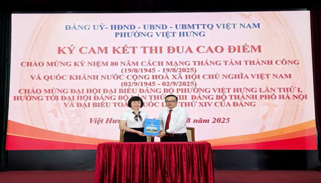 Phường Việt Hưng phát động thi đua cao điểm chào mừng kỷ niệm 80 năm Cách mạng Tháng Tám và Quốc khánh 2/9, chào mừng Đại hội Đại biểu Đảng bộ phường Việt Hưng lần thứ I- Ảnh 10.