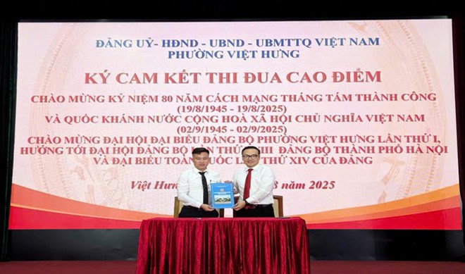 Phường Việt Hưng phát động thi đua cao điểm chào mừng kỷ niệm 80 năm Cách mạng Tháng Tám và Quốc khánh 2/9, chào mừng Đại hội Đại biểu Đảng bộ phường Việt Hưng lần thứ I- Ảnh 9.