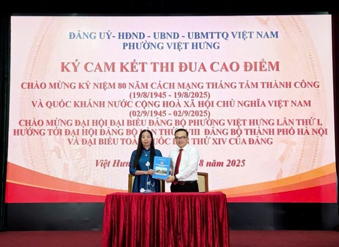 Phường Việt Hưng phát động thi đua cao điểm chào mừng kỷ niệm 80 năm Cách mạng Tháng Tám và Quốc khánh 2/9, chào mừng Đại hội Đại biểu Đảng bộ phường Việt Hưng lần thứ I- Ảnh 11.