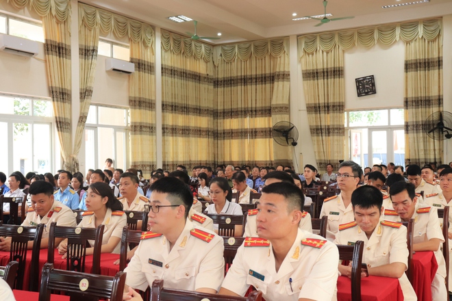 Phú Nghĩa tổ chức Lễ kỷ niệm 80 năm ngày truyền thống Công an nhân dân; 20 năm Ngày hội Toàn dân bảo vệ an ninh Tổ quốc- Ảnh 4.