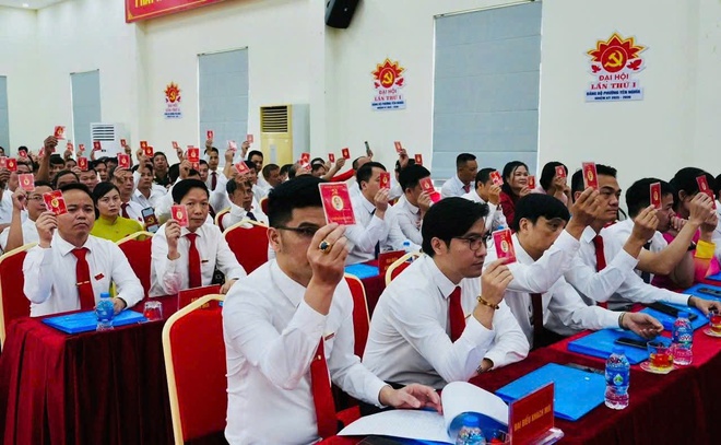 PHIÊN TRÙ BỊ ĐẠI HỘI ĐẠI BIỂU ĐẢNG BỘ PHƯỜNG YÊN NGHĨA LẦN THỨ I, NHIỆM KỲ 2025-2030 ĐÃ HOÀN THÀNH, SẴN SÀNG CHO PHIÊN CHÍNH THỨC- Ảnh 4.