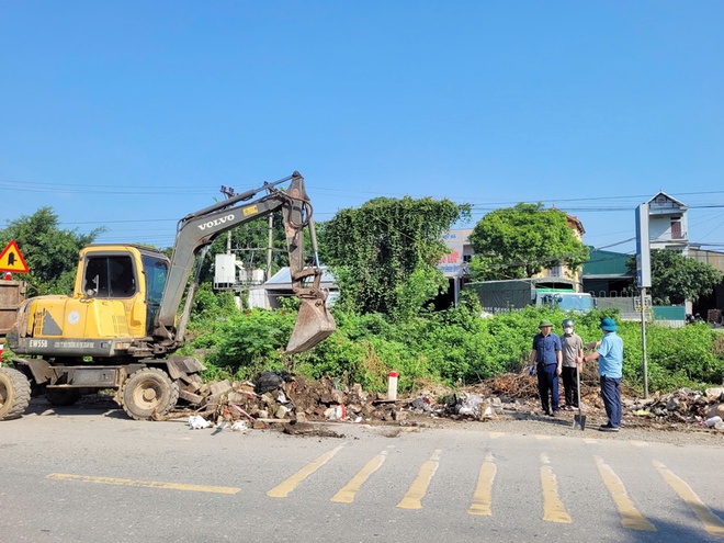 Phú Nghĩa phát động phong trào thi đua "Sáng - Xanh - Sạch - Đẹp" với quyết tâm thay đổi từ nhận thức đến hành động đối với công tác bảo vệ môi trường- Ảnh 12.