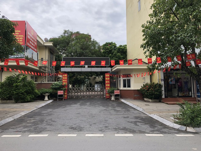 Nhân dân phường Cầu Giấy đẩy mạnh các hoạt động trang trí, tuyên truyền chào mừng kỷ niệm 80 năm Cách mạng tháng Tám và Quốc khánh 2/9- Ảnh 7.