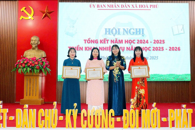 Hội nghị Tổng kết năm học 2024 – 2025; triển khai phương hướng nhiệm vụ năm học 2025-2026- Ảnh 4.