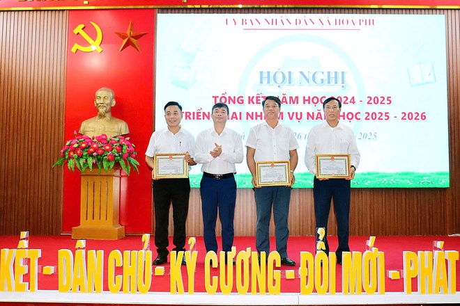 Hội nghị Tổng kết năm học 2024 – 2025; triển khai phương hướng nhiệm vụ năm học 2025-2026- Ảnh 6.