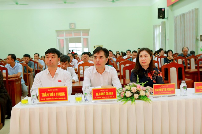 Kỳ họp thứ 2 HĐND xã Ngọc Hồi khóa XXII, nhiệm kỳ 2021-2026- Ảnh 4.