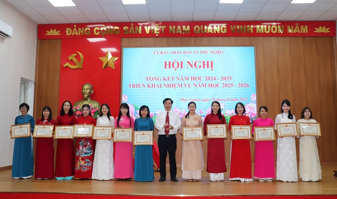 Xã Phú Nghĩa: Tổng kết năm học 2024-2025, triển khai nhiệm vụ năm học 2025-2026- Ảnh 7.