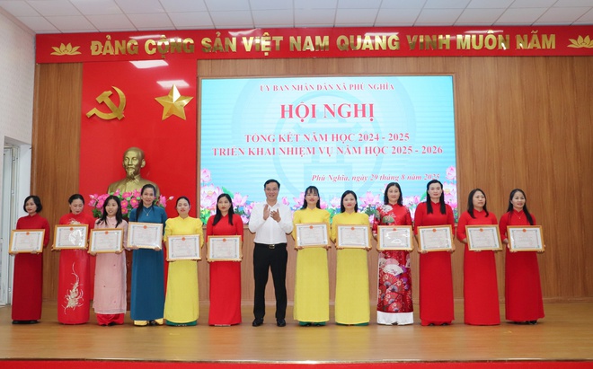 Xã Phú Nghĩa: Tổng kết năm học 2024-2025, triển khai nhiệm vụ năm học 2025-2026- Ảnh 8.