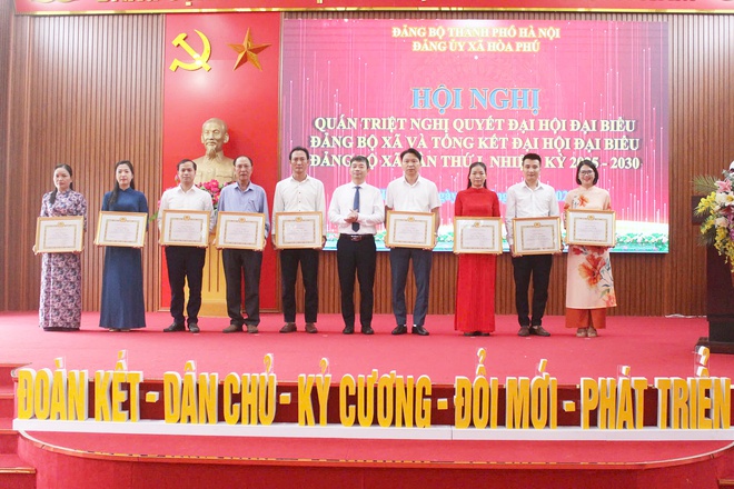 Hội nghị quán triệt Nghị quyết Đại hội đại biểu Đảng bộ xã lần thứ I, nhiệm kỳ 2025–2030- Ảnh 6.