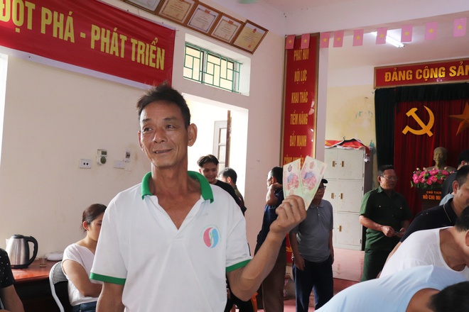 Nhân dân xã Phú Nghĩa hân hoan nhận quà Tết Độc lập- Ảnh 5.