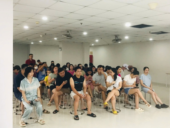 NHÂN DÂN PHƯỜNG YÊN NGHĨA PHẤN KHỞI NHẬN QUÀ NHÂN DỊP 80 NĂM CÁCH MẠNG THÁNG TÁM & QUỐC KHÁNH 2/9- Ảnh 7.