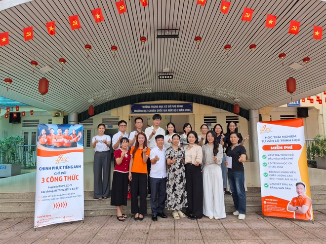 TRƯỜNG THCS PHÚ ĐÔNG PHỐI HỢP VỚI TRUNG TÂM TIẾNG ANH SEC TỔ CHỨC CHUYÊN ĐỀ CHUYỂN GIAO PHƯƠNG PHÁP HỌC TIẾNG ANH ĐƠN GIẢN CHO HỌC SINH- Ảnh 1.