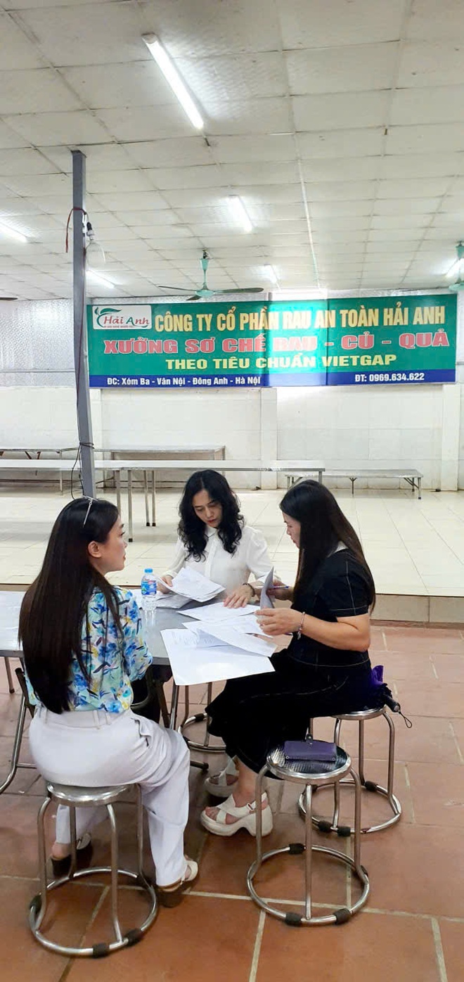 PHƯỜNG CẦU GIẤY TĂNG CƯỜNG CÔNG TÁC KIỂM TRA AN TOÀN THỰC PHẨM TẠI CÁC CƠ SỞ CUNG CẤP SUẤT ĂN CHO TRƯỜNG HỌC- Ảnh 3.