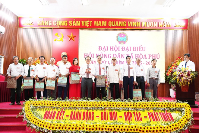 Đại hội đại biểu Hội Nông dân xã Hòa Phú lần thứ I, nhiệm kỳ 2025 -2030 thành công tốt đẹp- Ảnh 7.
