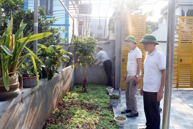 Xã Hòa Phú: Tăng cường kiểm tra, tuyên truyền phòng chống dịch bệnh sốt xuất huyết- Ảnh 4.