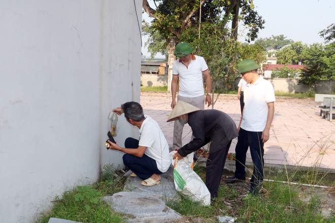 Xã Hòa Phú: Tăng cường kiểm tra, tuyên truyền phòng chống dịch bệnh sốt xuất huyết- Ảnh 1.