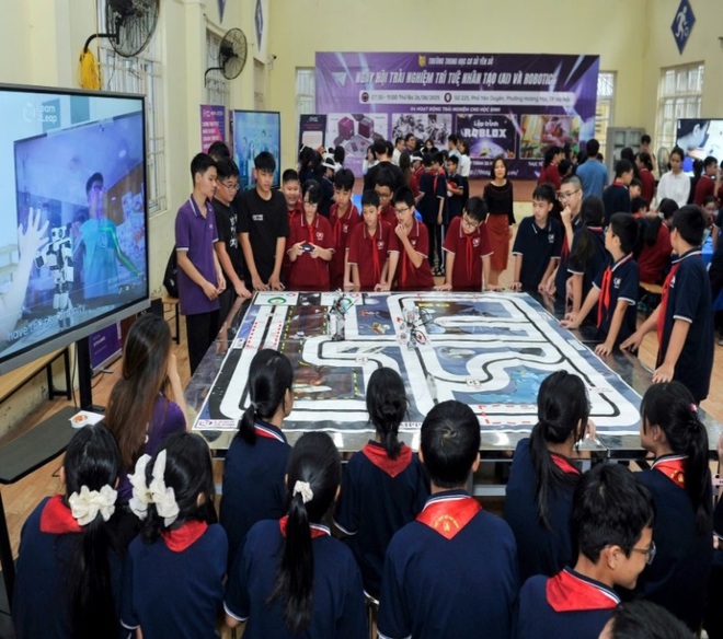 TRƯỜNG THCS YÊN SỞ TỔ CHỨC NGÀY HỘI TRẢI NGHIỆM TRÍ TUỆ NHÂN TẠO (AI) VÀ ROBOTICS, KHƠI NGUỒN SÁNG TẠO, BÙNG CHÁY ĐAM MÊ- Ảnh 2.