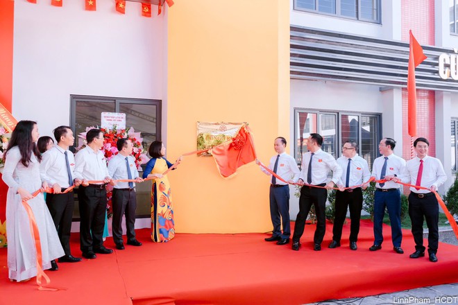 Gắn biển kỷ niệm 80 năm Quốc khánh 2/9 công trình trường THPT Lý Thường Kiệt- Ảnh 10.