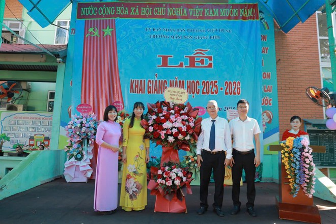 Phường Việt Hưng rộn ràng khai giảng năm học mới 2025-2026- Ảnh 22.