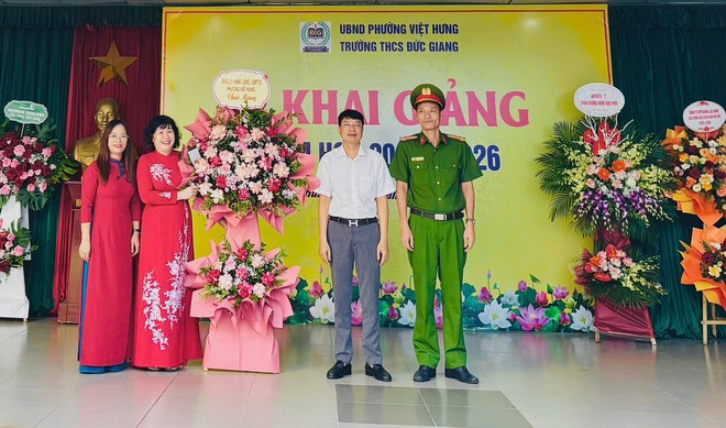 Phường Việt Hưng rộn ràng khai giảng năm học mới 2025-2026- Ảnh 11.