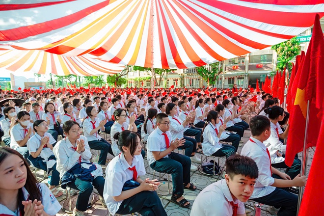 CÁC TRƯỜNG TRÊN ĐỊA BÀN PHƯỜNG VĨNH HƯNG TƯNG BỪNG TỔ CHỨC LỄ KHAI GIẢNG NĂM HỌC 2025 – 2026- Ảnh 6.
