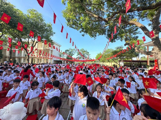 Lễ Khai giảng năm học mới tại các trường học trên địa bàn xã Hồng Vân- Ảnh 5. Lễ Khai giảng năm học mới tại các trường học trên địa bàn xã Hồng Vân- Ảnh 5.