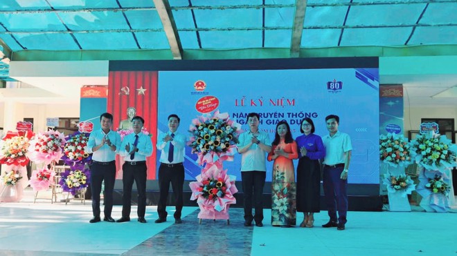  21 trường học công lập trên địa bàn xã Hòa Phú tưng bừng Lễ khai giảng năm học 2025–2026 - Ảnh 5.