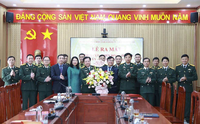 RA MẮT CHI HỘI CCB CƠ QUAN ĐẢNG ỦY – UBND XÃ TRUNG GIÃ- Ảnh 10.