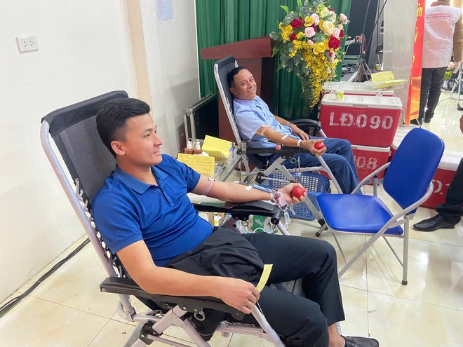 TRUNG GIÃ TỔ CHỨC THÀNH CÔNG NGÀY HỘI HIẾN MÁU TÌNH NGUYỆN NĂM 2025- Ảnh 11.