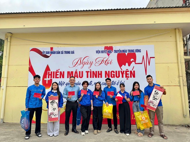 TRUNG GIÃ TỔ CHỨC THÀNH CÔNG NGÀY HỘI HIẾN MÁU TÌNH NGUYỆN NĂM 2025- Ảnh 6.