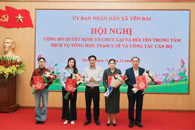 Xã Yên Bài tổ chức hội nghị công bố quyết định tổ chức lại các đơn vị sự nghiệp và công tác cán bộ- Ảnh 4.