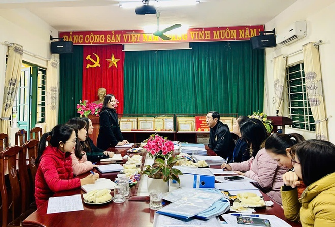 ĐỒNG CHÍ NGUYỄN HỒNG SƠN – PHÓ CHỦ TỊCH UBND XÃ KIỂM TRA CÔNG TÁC SỨC KHỎE HỌC ĐƯỜNG, AN TOÀN THỰC PHẨM TRƯỜNG HỌC- Ảnh 4.