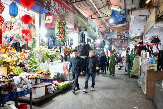 Kiểm tra công tác phòng cháy chữa cháy tại chợ Vồi - Ảnh 8.