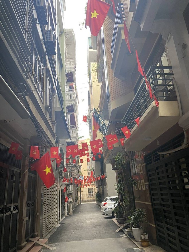 CẦU GIẤY RỰC RỠ CỜ HOA CHÀO MỪNG ĐẠI HỘI ĐẠI BIỂU TOÀN QUỐC LẦN THỨ XIV CỦA ĐẢNG- Ảnh 11.