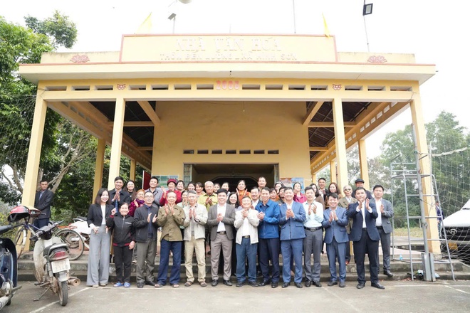 Xã Hồng Vân thăm tặng quà đồng bào kinh tế mới thuộc tỉnh Lạng Sơn- Ảnh 3.