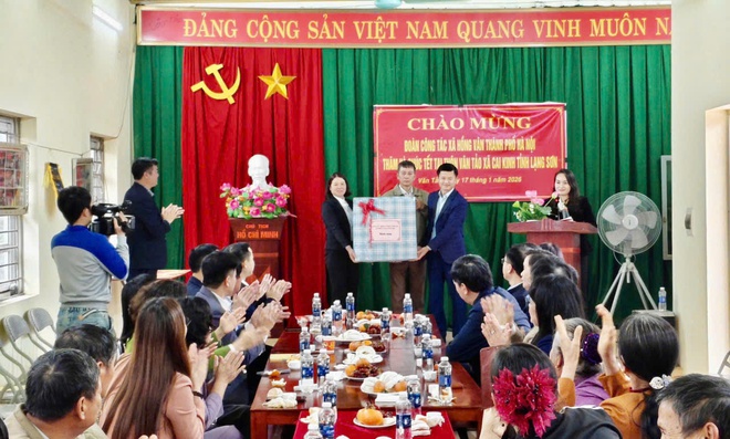 Xã Hồng Vân thăm tặng quà đồng bào kinh tế mới thuộc tỉnh Lạng Sơn- Ảnh 6.