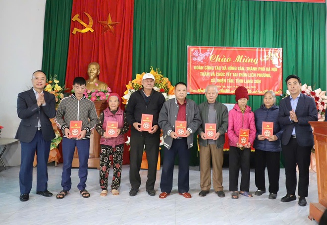 Xã Hồng Vân thăm tặng quà đồng bào kinh tế mới thuộc tỉnh Lạng Sơn- Ảnh 9.
