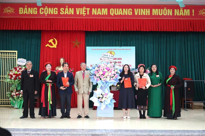 Câu lạc bộ Di sản Thơ văn Truyền thống và Hán Nôm Xuân Hòa tổng kết hoạt động năm 2025- Ảnh 4.