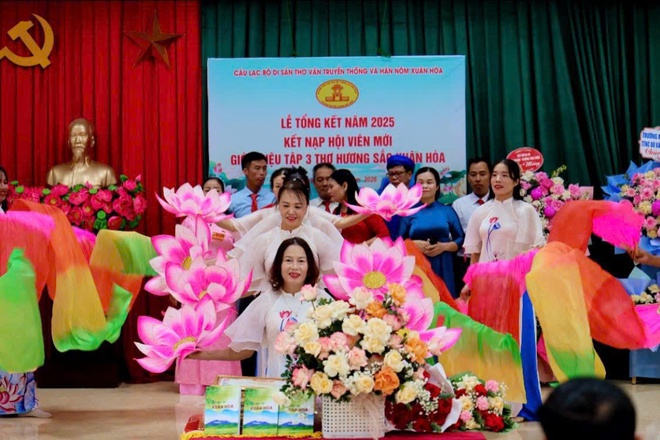 Câu lạc bộ Di sản Thơ văn Truyền thống và Hán Nôm Xuân Hòa tổng kết hoạt động năm 2025- Ảnh 11.