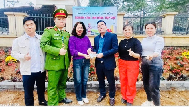 Ban chỉ đạo 197 xã Yên Bài giải toả thành công điểm nghẽn chợ tạm, đảm bảo an toàn giao thông khu vực trường THCS Yên Bài B- Ảnh 9.