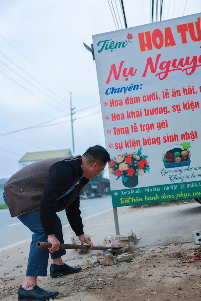 Ban chỉ đạo 197 xã Yên Bài ra quân đợt 3 xử lý biển bảng sai quy định- Ảnh 4.
