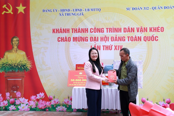 XÃ TRUNG GIÃ GẮN BIỂN CÔNG TRÌNH “DÂN VẬN KHÉO” CHÀO MỪNG ĐẠI HỘI ĐẢNG TOÀN QUỐC LẦN THỨ XIV- Ảnh 4.