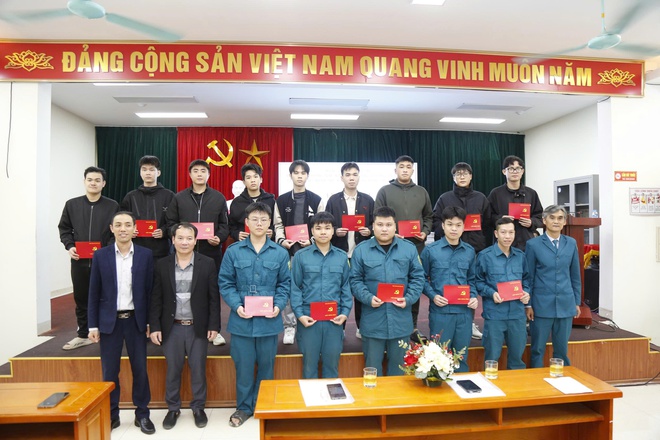 Trung tâm Chính trị phường Hà Đông tổng kết lớp bồi dưỡng nhận thức về Đảng khóa I năm 2026- Ảnh 6.