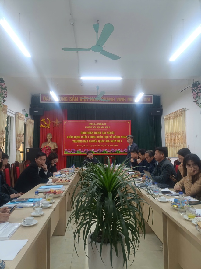 TRƯỜNG TH BẮC SƠN B ĐÓN ĐOÀN KHẢO SÁT CHÍNH THỨC VỀ KIỂM ĐỊNH CHẤT LƯỢNG VÀ CÔNG NHẬN TRƯỜNG CHUẨN QUỐC GIA- Ảnh 1.