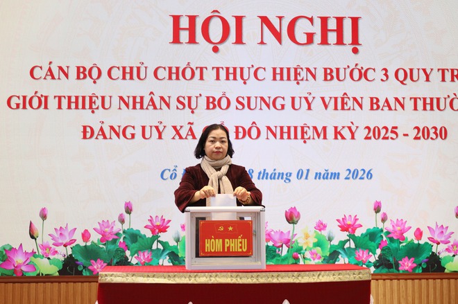 Đảng ủy xã Cổ Đô tổ chức hội nghị cán bộ chủ chốt thực hiện bước 3 quy trình giới thiệu nhân sự bổ sung Ủy viên Ban Thường vụ Đảng ủy xã Cổ Đô, nhiệm kỳ 2025-2030.- Ảnh 2.
