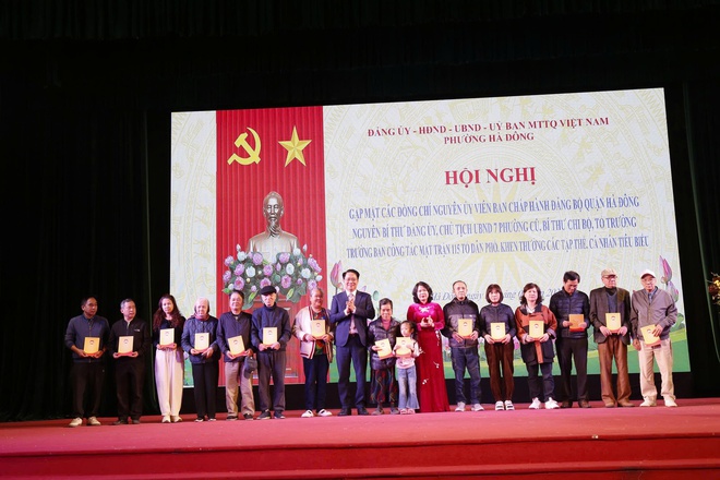 Phường Hà Đông tổ chức gặp mặt, chúc Tết Nguyên đán Bính Ngọ 2026- Ảnh 2.